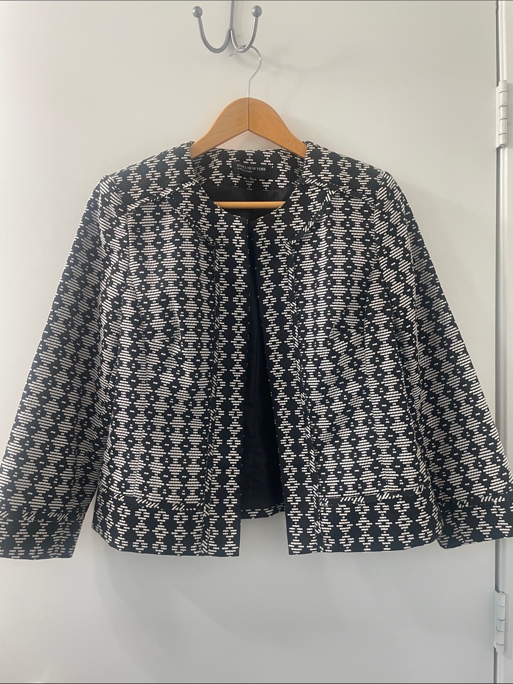 Black and White Open-Front Blazer